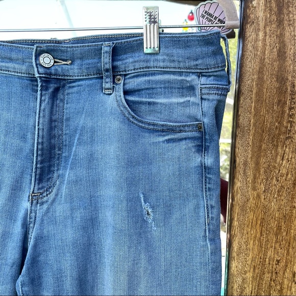 GAP Skinny Jeans - Picture 3 of 9